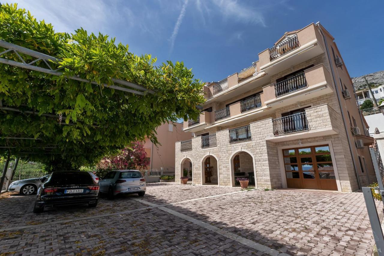 Apartments And Rooms With Parking Space Duce, Omis - 10303 Εξωτερικό φωτογραφία