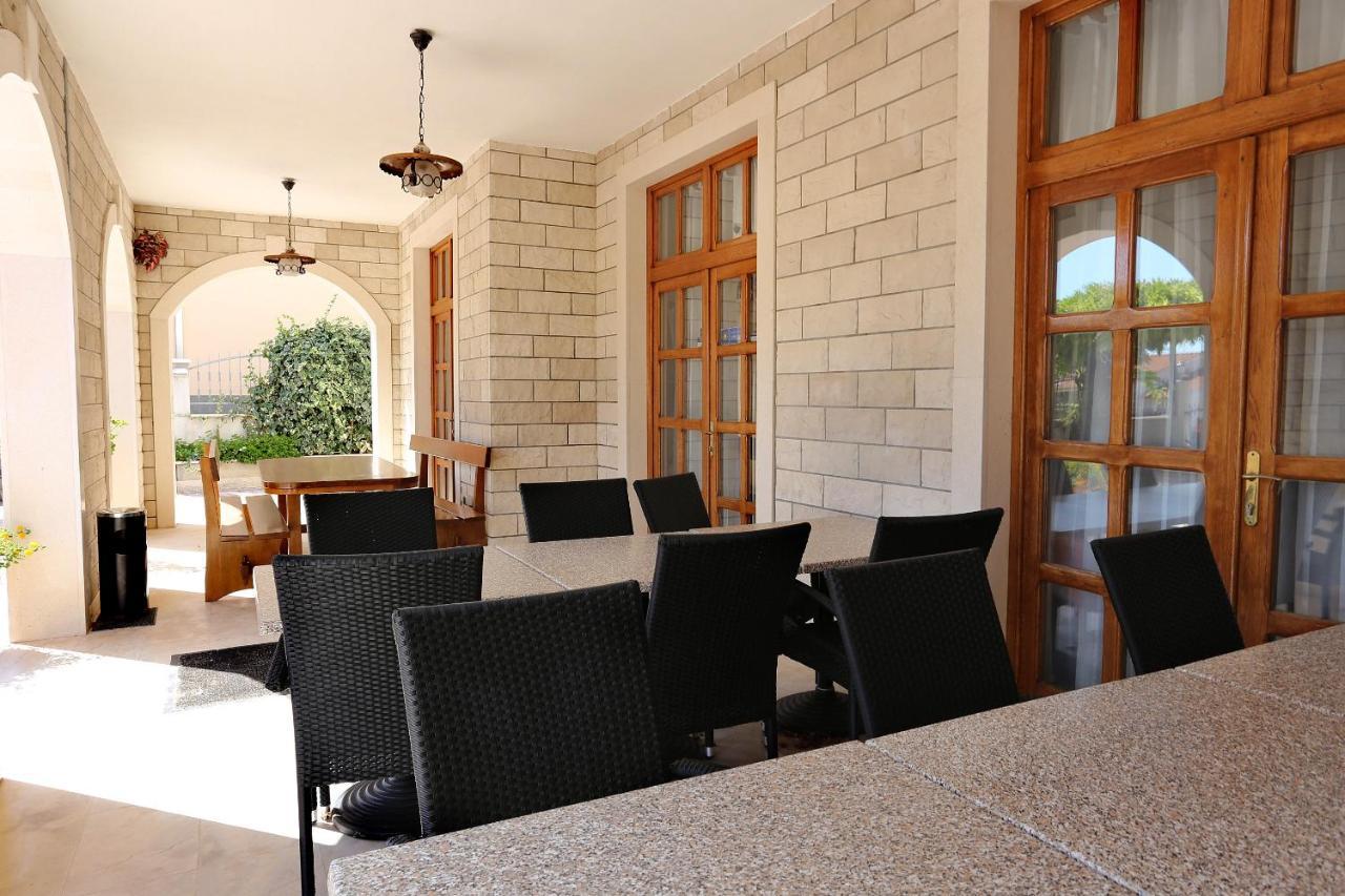 Apartments And Rooms With Parking Space Duce, Omis - 10303 Εξωτερικό φωτογραφία