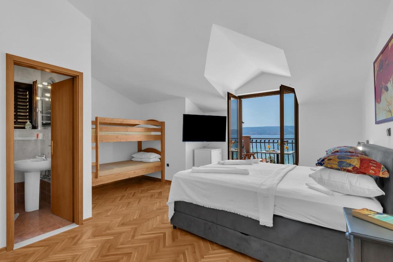 Apartments And Rooms With Parking Space Duce, Omis - 10303 Εξωτερικό φωτογραφία