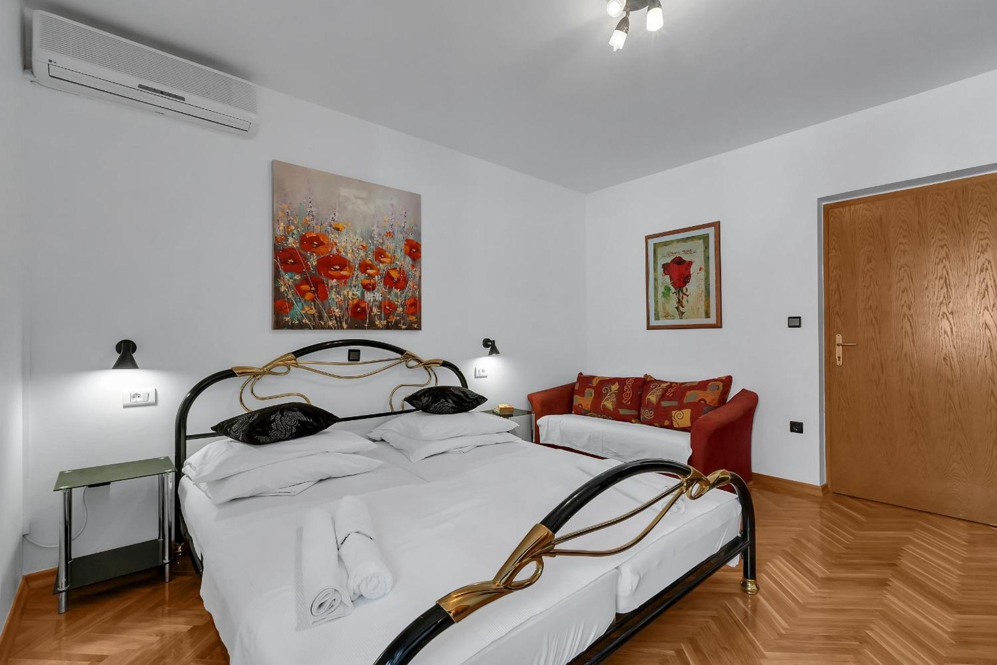 Apartments And Rooms With Parking Space Duce, Omis - 10303 Δωμάτιο φωτογραφία